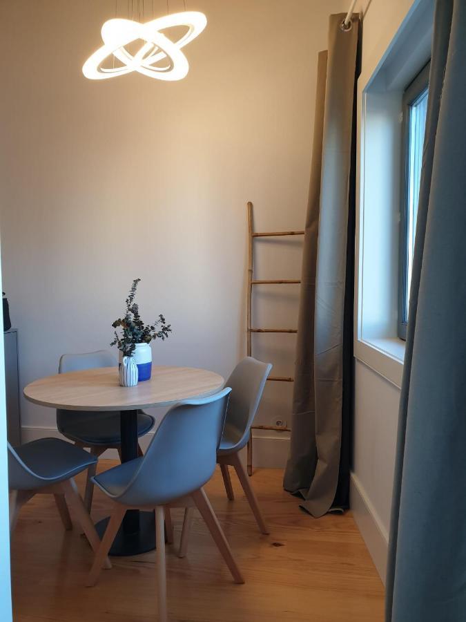 Stunning Downtown Apartment - 4 Pp/ Ac / Tv / Wifi Porto Eksteriør bilde